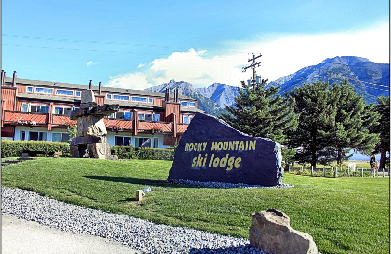 Exterior view of Rocky Mountain Ski Lodge.