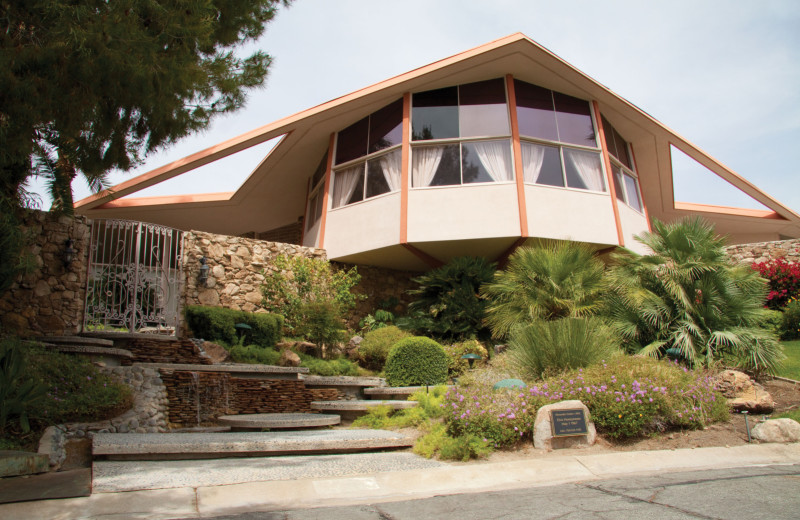 Exterior view of Honeymoon Hideaway.