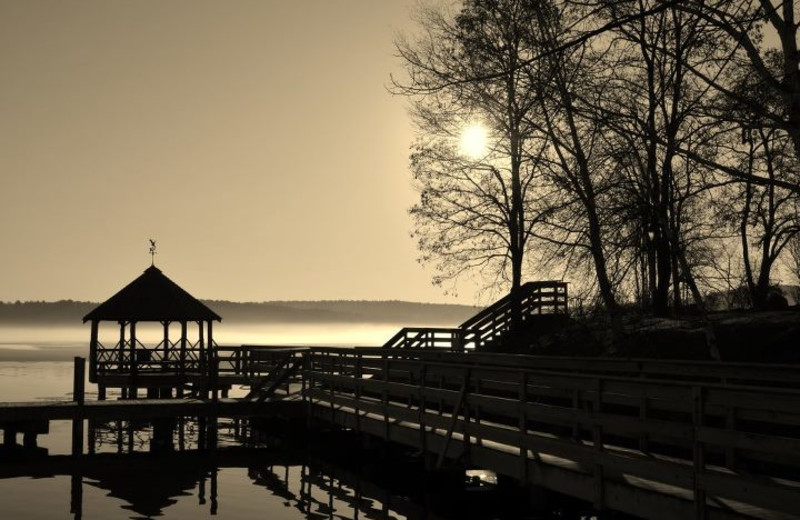 The dock at Mill Falls at the Lake.
