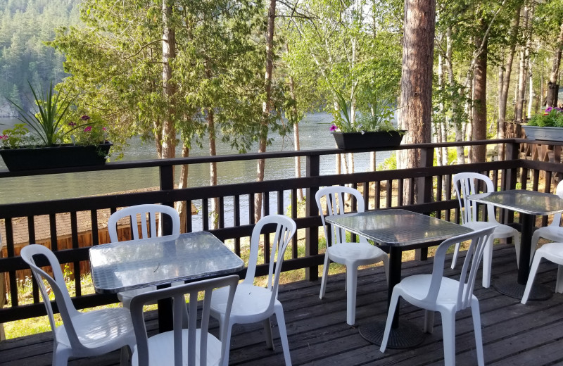 Patio at Mattawa River Resort.