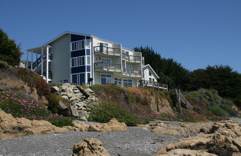 Exterior view of Shelter Cove Ocean Inn.