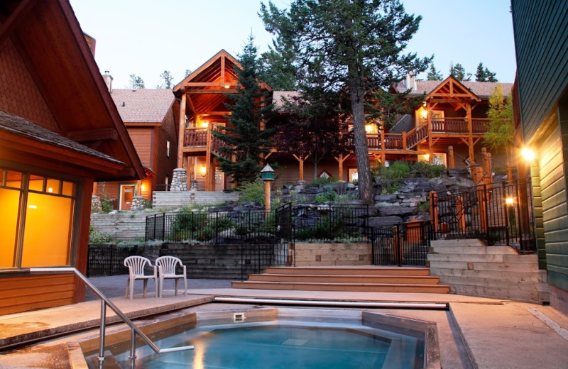 Hot tub at Buffalo Mountain Lodge.