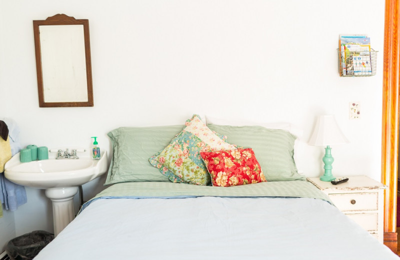 Guest room at Antique Rose Inn.