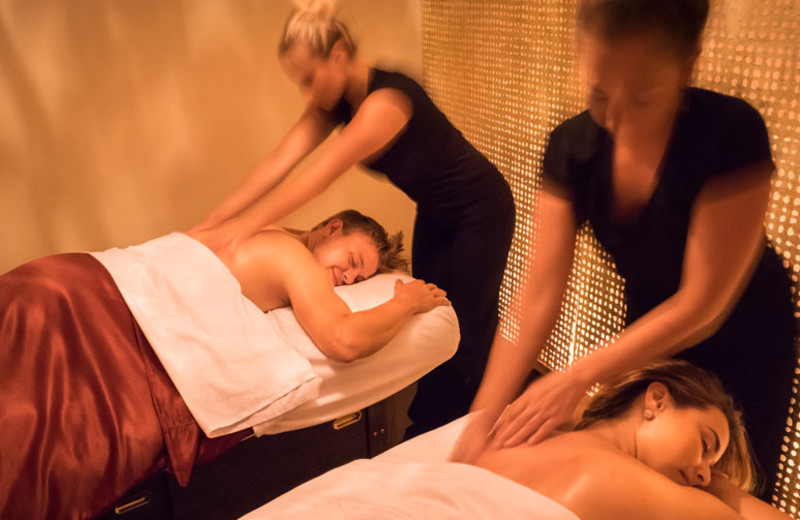 Couples massage at Minerals Hotel.