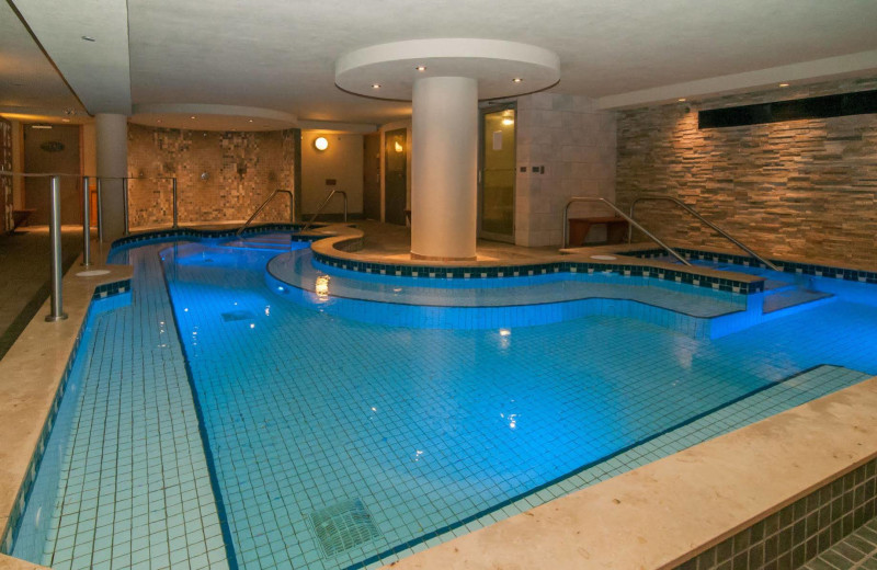 Spa pool at Banff Caribou Lodge & Spa.