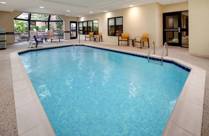 Indoor pool at Courtyard Cleveland Beachwood.