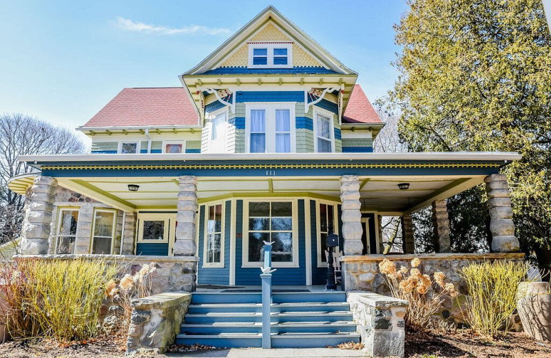 Exterior view of Door County Dragonfly.