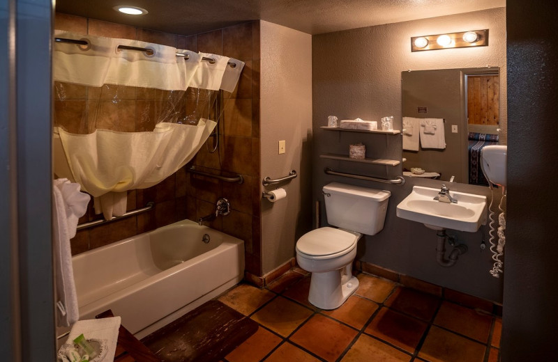 Guest bathroom at Redstone Inn.