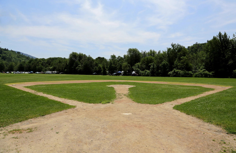 Baseball at Yogi Bear's Jellystone Park™ Camp-Resort Glen Ellis.