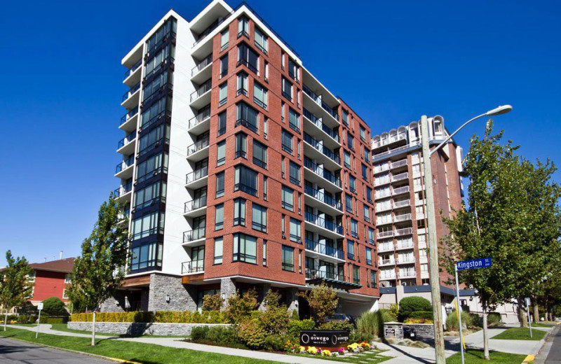 Exterior view of The Oswego Hotel.