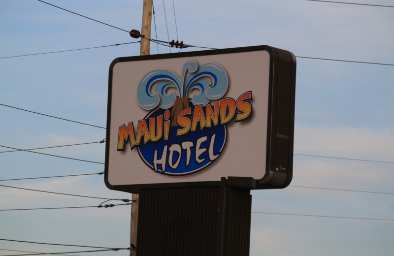 Welcome to Maui Sands Resort & Indoor Waterpark.