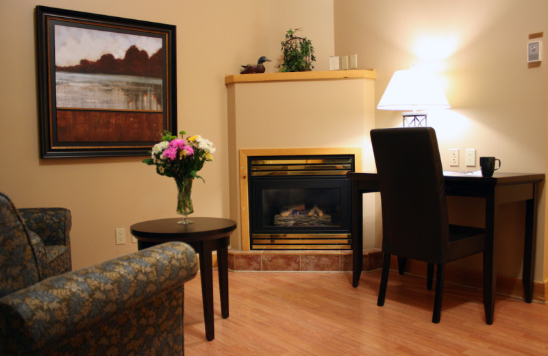 Guest room at Overlander Mountain Lodge.