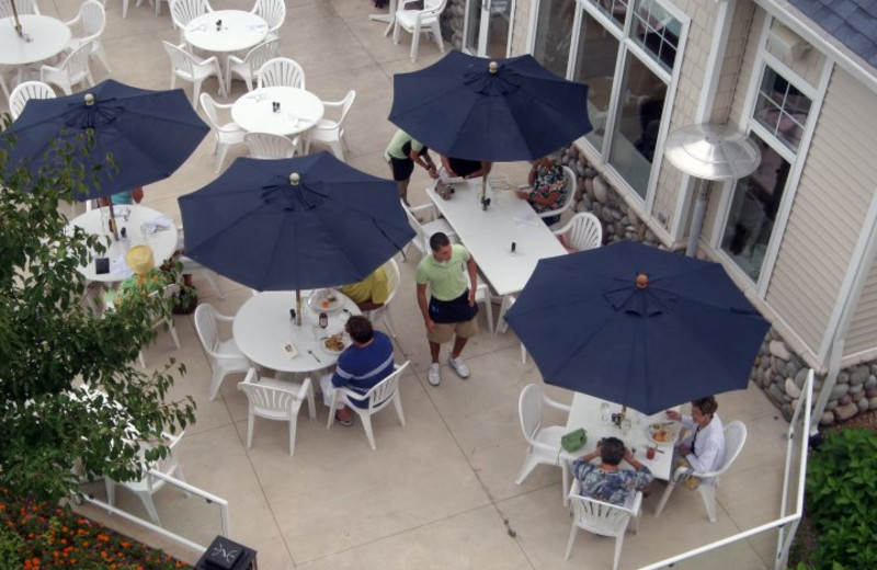 Patio dining at Bay Pointe Inn.