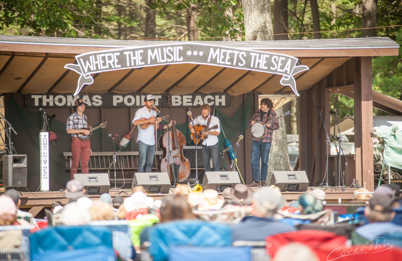 Concerts near Harbour Towne Inn on the Waterfront.