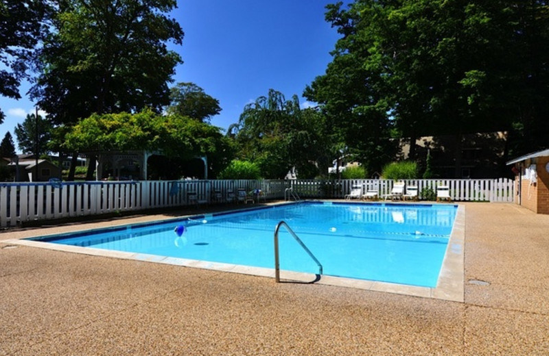 Outdoor Pool at Michillinda Lodge.