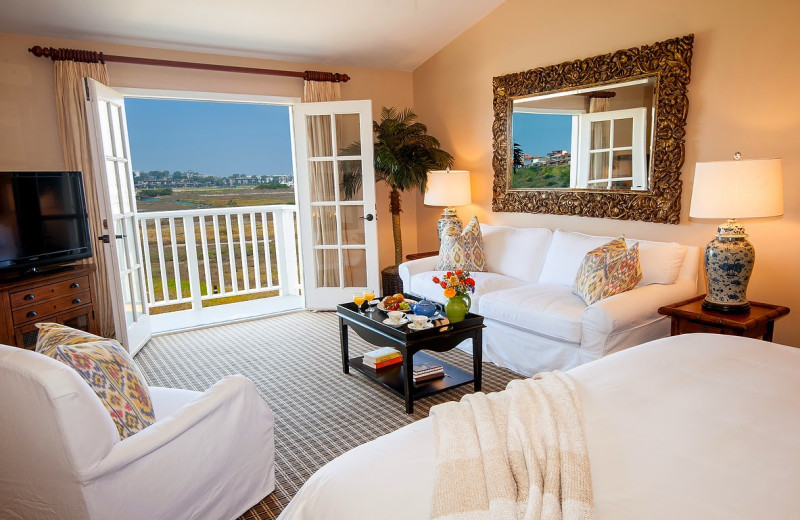 Guest room at Inn at Playa del Rey.