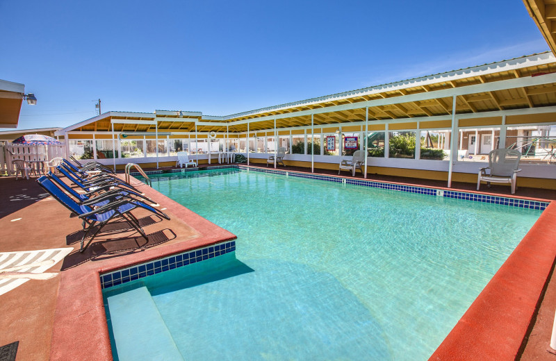 Outdoor pool at Beachwood Resort Condos.