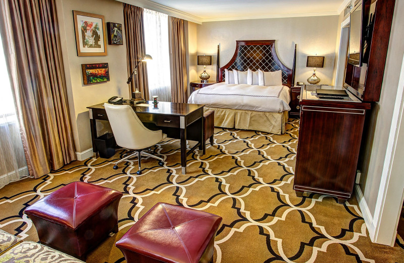 Guest room at InterContinental New Orleans.