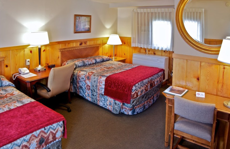 Guest room at Alpine Trail Ridge Inn.