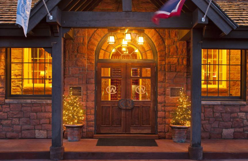 Exterior view of Wort Hotel.