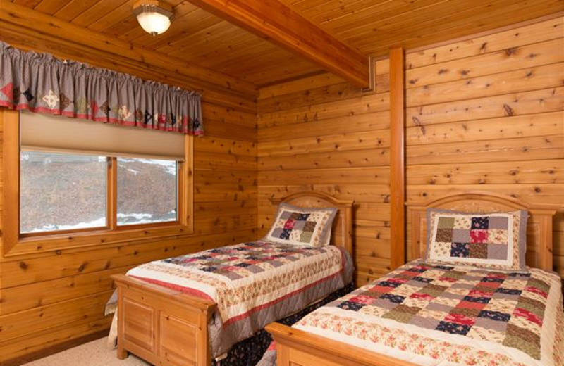 Bedroom at Taylor-Made Deep Creek Vacations - Oak View Ridge