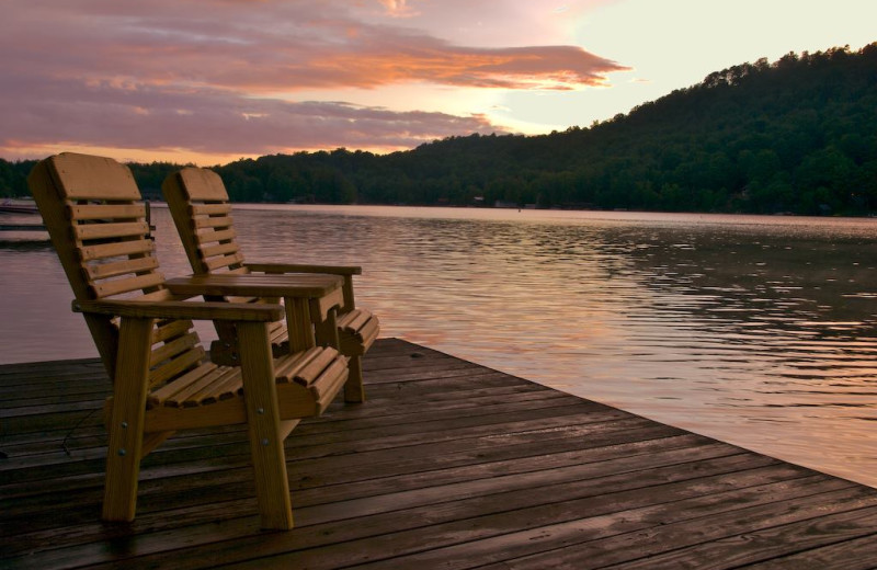 Lake sunset at Water's Edge Inn & Conference Center.