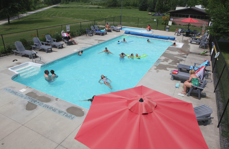 Outdoor pool at Southview Cottages Resort.