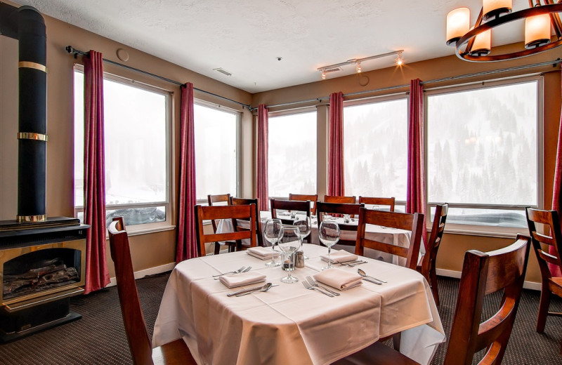 Dining area at Snowpine Lodge.