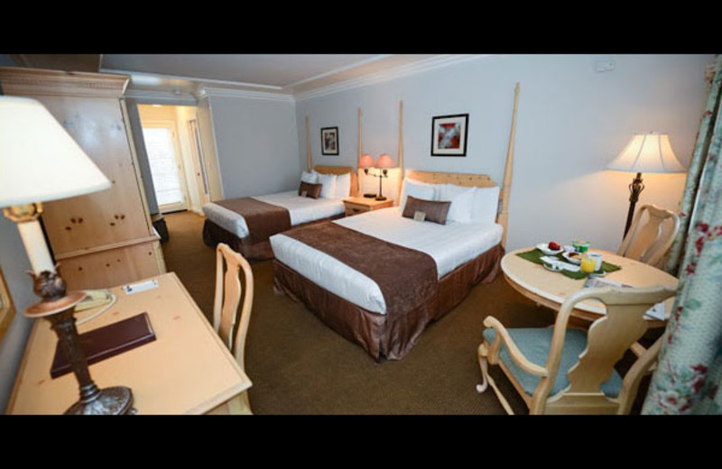 Guest room at Sea Otter Inn.