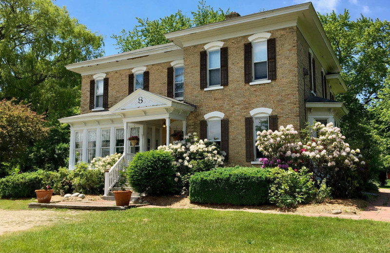 Exterior view of Seymour House.