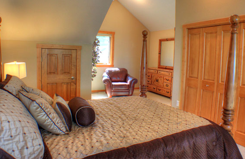 Villa bedroom at Big Sandy Lodge & Resort.