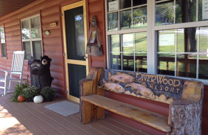 Cottage exterior at Riverwood Resort.