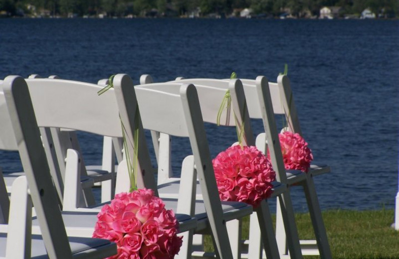Wedding ceremony at Bay Pointe Inn.