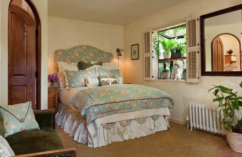 Guest room at Old Monterey Inn.