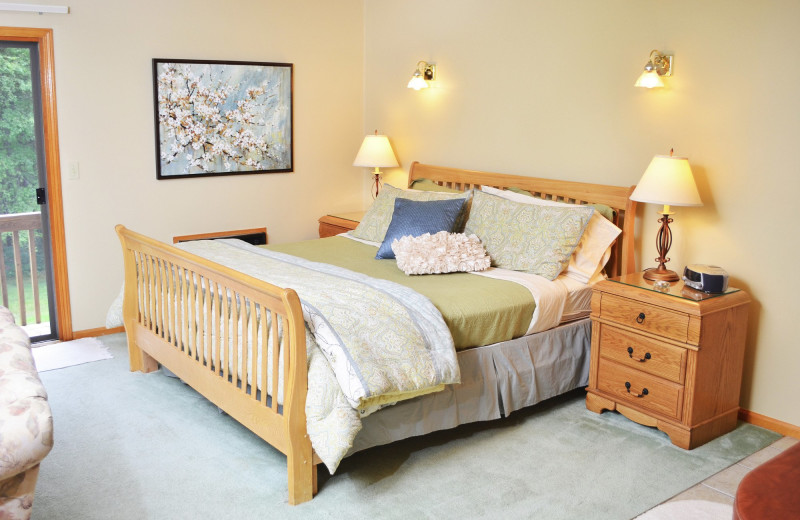 Guest room at Springbrook Inn.