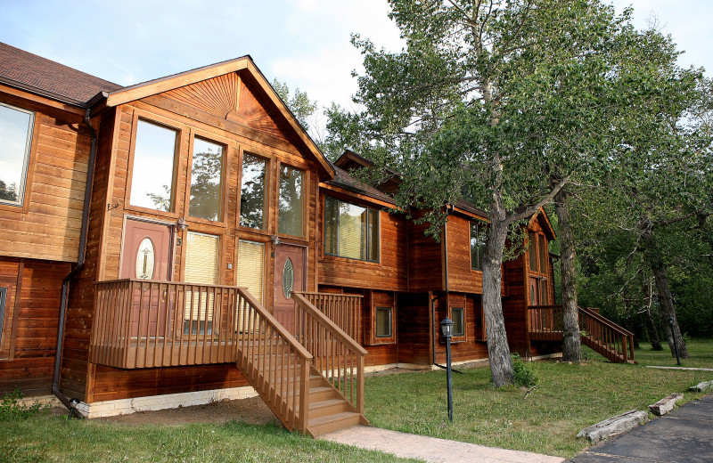 Exterior view of Bear Creek Vacation Condos.