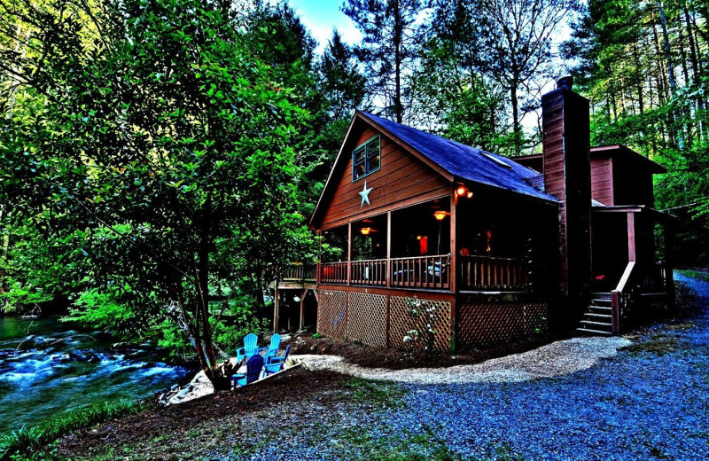 Cabin exterior at Sliding Rock Cabins.