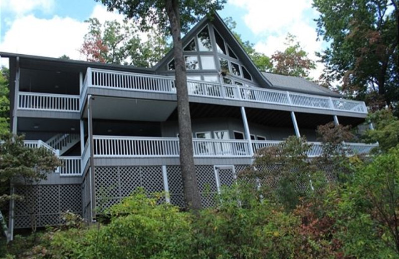 Rental exterior at Mountain Lake Rentals.