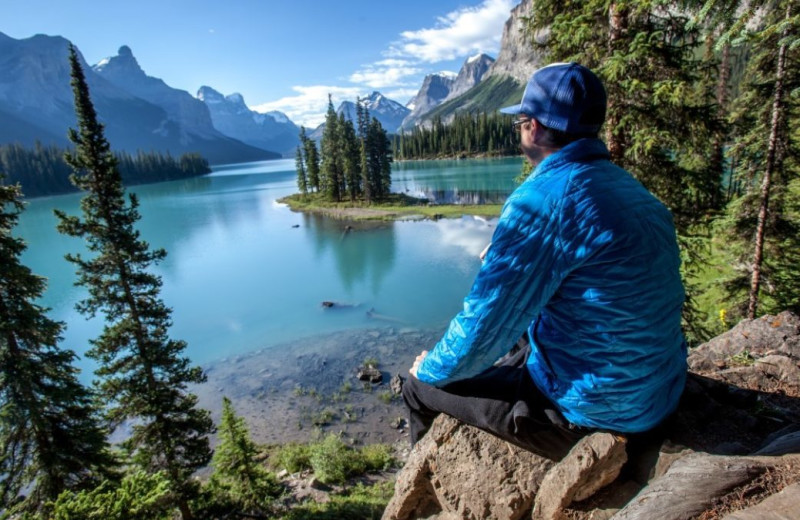 Lake view at Mount Robson Inn.