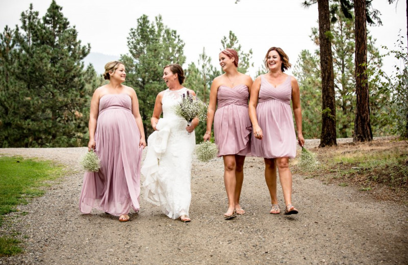 Wedding party at Powers Creek Retreat.