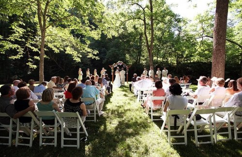 Wedding ceremony at Creekside Resort.