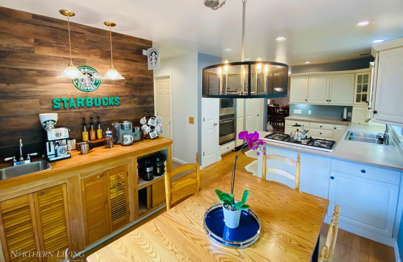 Rental kitchen at Northern Living - Luxurious Vacation Rentals.