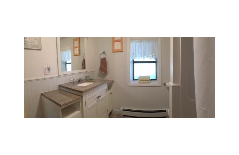 Guest bathroom at Rimrock Canyon Ranch.