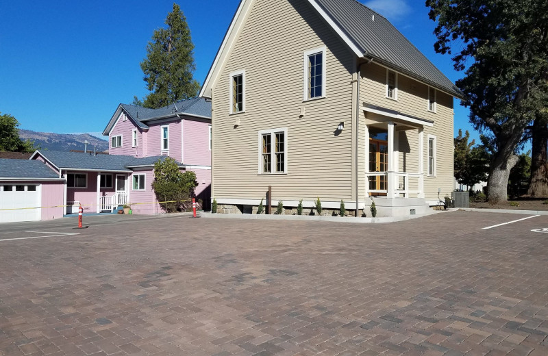 Exterior view of Oak Street Station B 