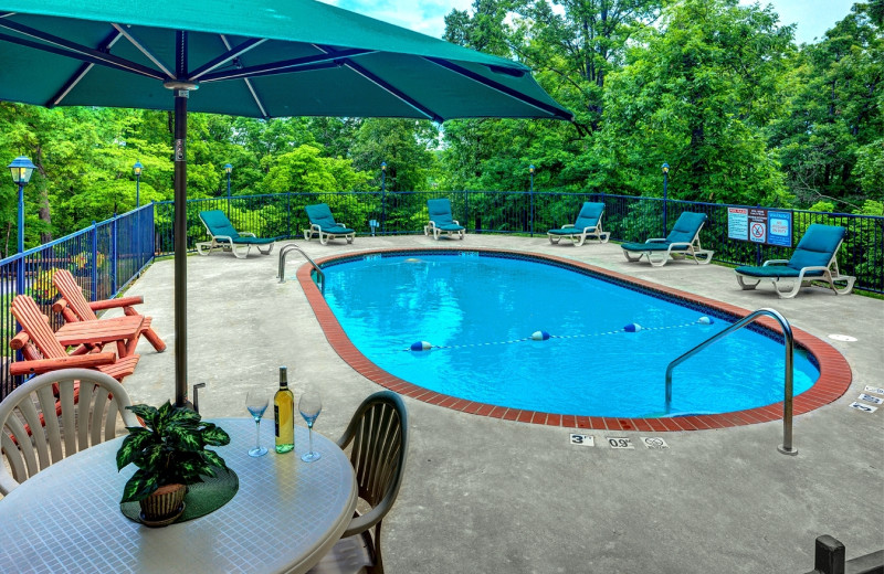 Guest pool at Lake Forest Luxury Log Cabins.