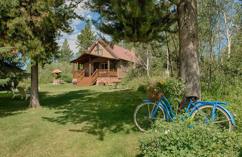 Exterior view of Grandma's Cabin.