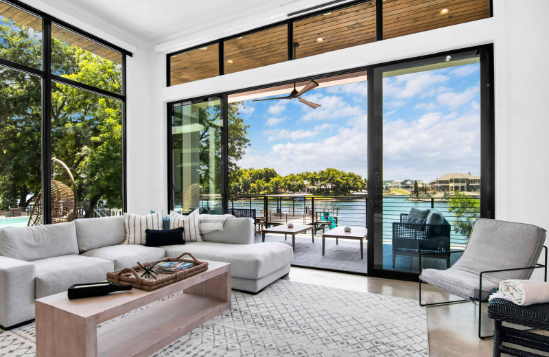 Rental living room at Log Country Cove.