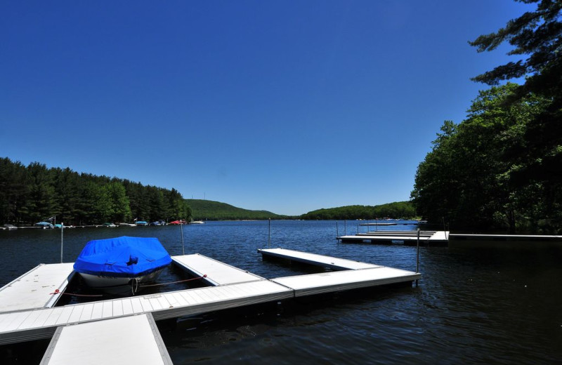 Rental dock at Taylor-Made Deep Creek Vacations.