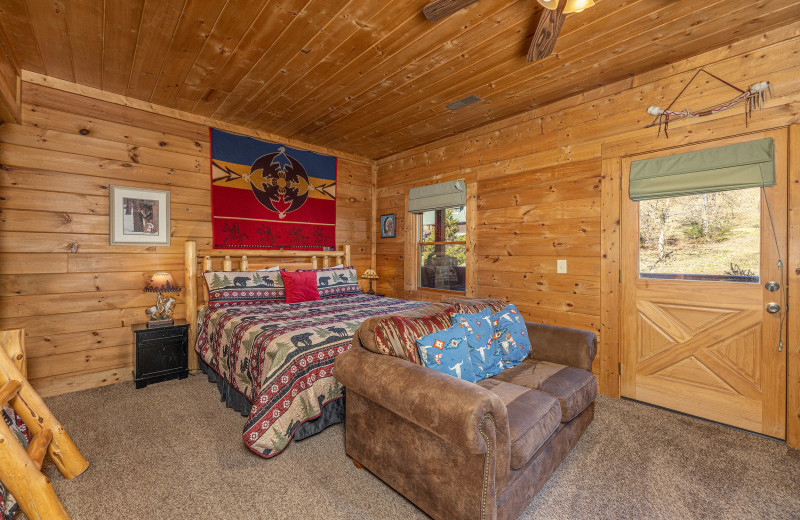 Bedroom at American Patriot Getaways - A Beary Nice Cabin.