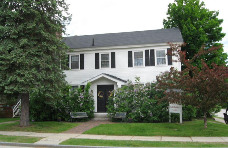 Exterior view of Chapman Inn.